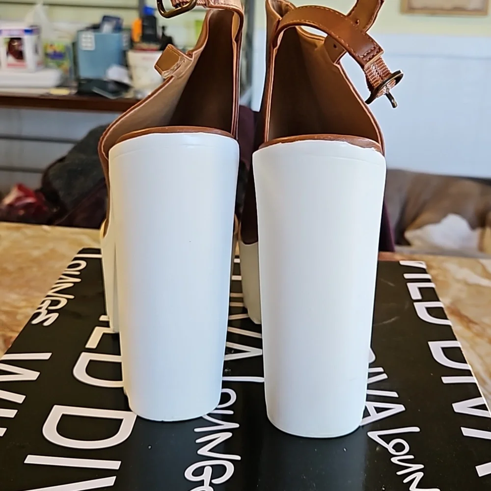 WILD DIVA lounge Pacifica 16 peep toe slingback Lugsole Platform Chunky Heels- 9
